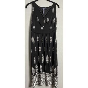 Chaps Dress Womens Medium Black Off White Wrap Top Maxi Sleeveless Belt Pullover